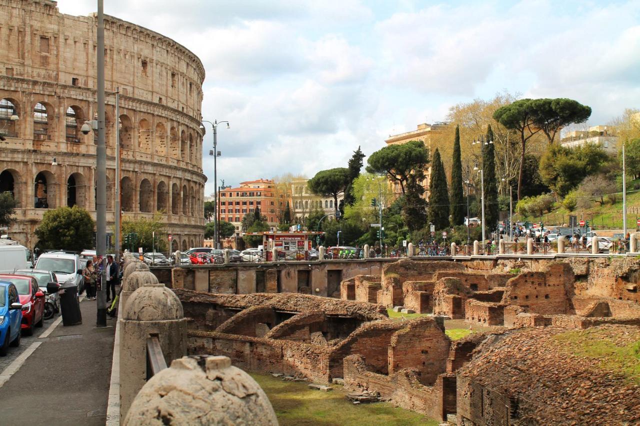 50 Passi Colosseo Apartment Rome Bagian luar foto