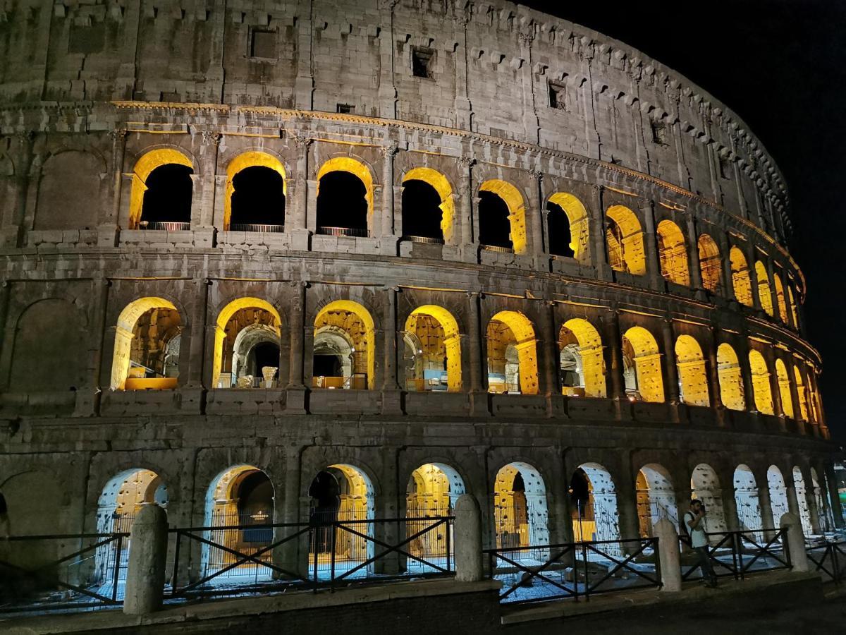 50 Passi Colosseo Apartment Rome Bagian luar foto